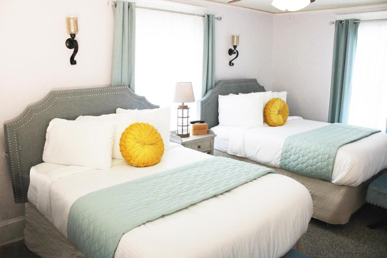 Bed & Breakfast On Charlotte *