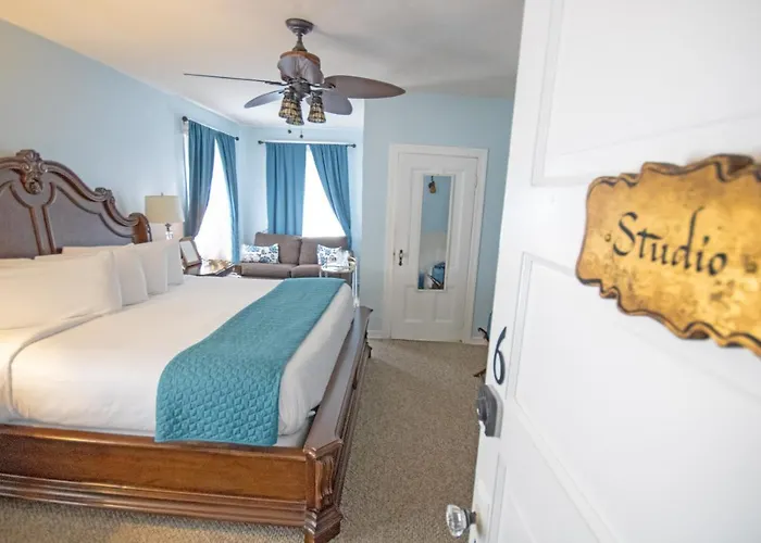 Inn On Charlotte